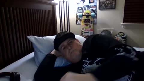 panos online show from February 15, 10:44 am