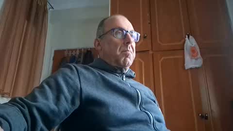 Snapshot of pansak1973 chatting on December 30, 10:21 am pansak1973 online show from December 30, 10:21 am