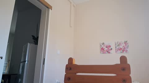 Snapshot of pansak1973 chatting on February 20, 11:53 am pansak1973 online show from February 20, 11:53 am