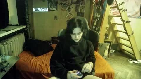 In bio online show from February 23, 3:48 am