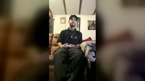 panthers_room online show from April 26, 5:05 am