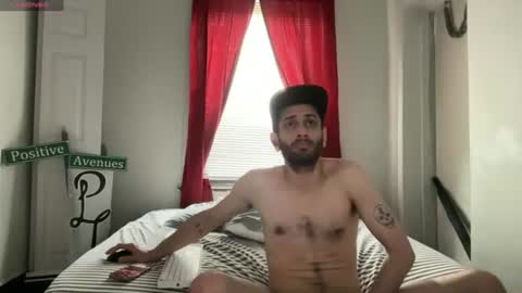 Snapshot of pantslesstraveler_plt chatting on June 15, 5:59 pm PantsLessTraveler online show from June 15, 5:59 pm