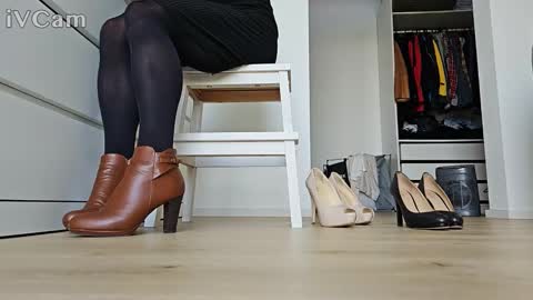 pantyhose_ggggg online show from February 4, 11:27 am