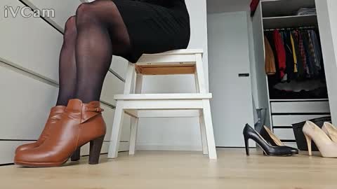 pantyhose_ggggg online show from September 24, 7:44 am