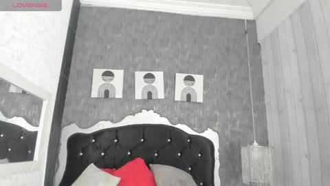 Snapshot of paola__23 chatting on May 15, 12:23 pm online show from May 15, 12:23 pm