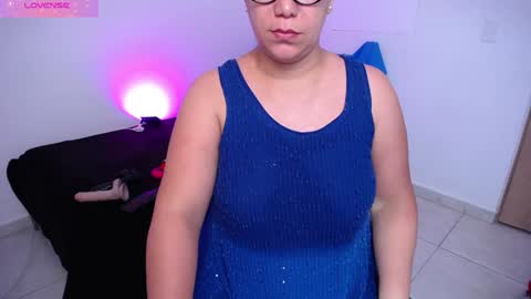 paola online show from January 26, 10:34 am