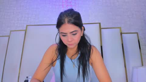 Paola  online show from April 9, 11:15 am