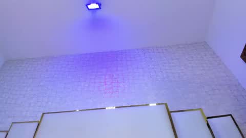 Snapshot of paolaa_rodriguez chatting on May 5, 10:01 am Paola online show from May 5, 10:01 am