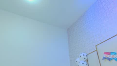 Snapshot of paolaa_rodriguez chatting on June 26, 9:46 am Paola online show from June 26, 9:46 am