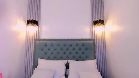 Snapshot of paolab_g chatting on February 19, 6:00 pm online show from February 19, 6:00 pm