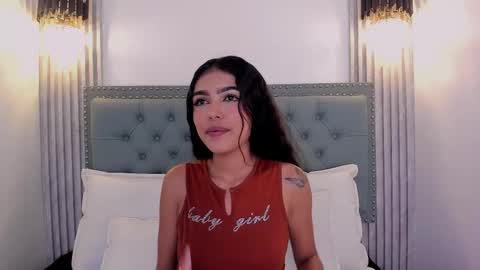 Snapshot of paolab_g chatting on February 28, 1:03 pm online show from February 28, 1:03 pm