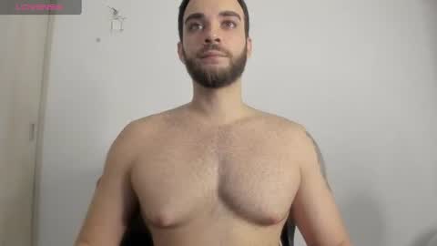 Snapshot of paolo_hanma chatting on June 10, 12:33 am Paolo online show from June 10, 12:33 am