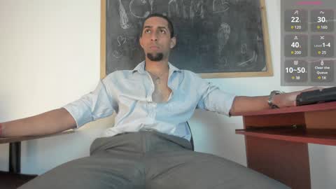 Snapshot of paolo_johnson chatting on February 4, 11:16 am Paolo online show from February 4, 11:16 am