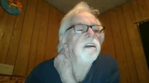 papajb70 online show from February 2, 3:05 am