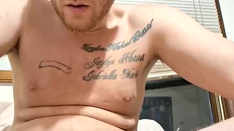 papapfouts online show from April 28, 2:21 am