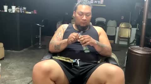 papi_krizz online show from February 26, 3:30 pm