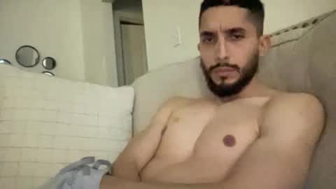 papicubano_guapo23cm online show from January 19, 6:42 am