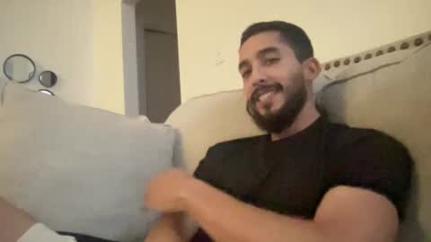 papicubano_guapo23cm online show from October 3, 4:31 am