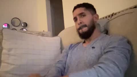 papicubano_guapo23cm online show from October 14, 4:57 am