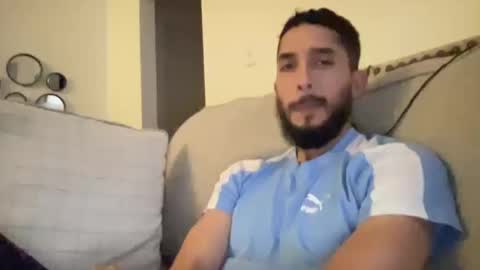 papicubano_guapo23cm online show from October 17, 5:10 am