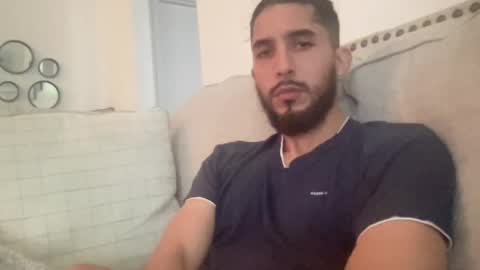 papicubano_guapo23cm online show from October 25, 5:19 pm