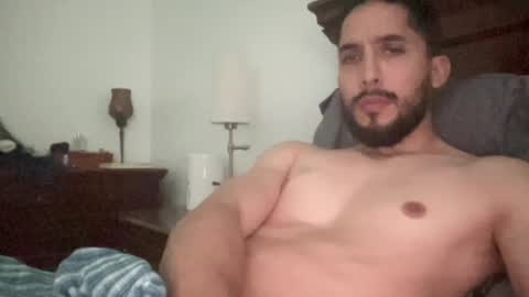 Snapshot of papicubano_guapo23cm chatting on April 18, 7:07 pm papicubano_guapo23cm online show from April 18, 7:07 pm