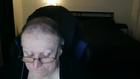 papilly online show from March 17, 12:26 am