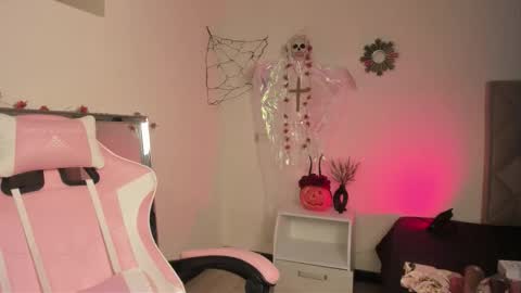 Paprika online show from October 17, 6:43 pm