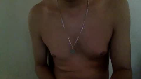 papy_dani33 online show from April 20, 2:31 pm