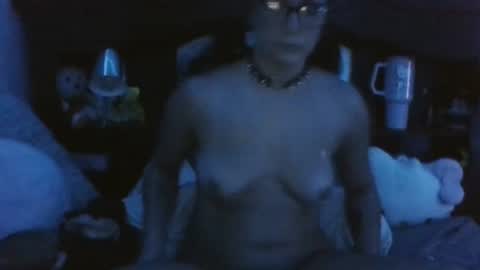 Snapshot of paquitothepooh chatting on July 14, 1:08 am come chat w me 3 goth e-girl here to cuddle 333 online show from July 14, 1:08 am