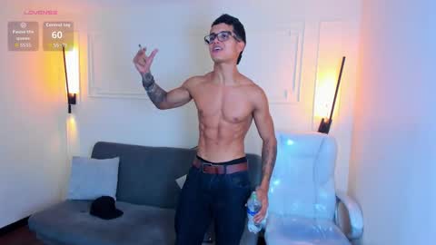 Ryan And Casper online show from October 27, 10:47 pm