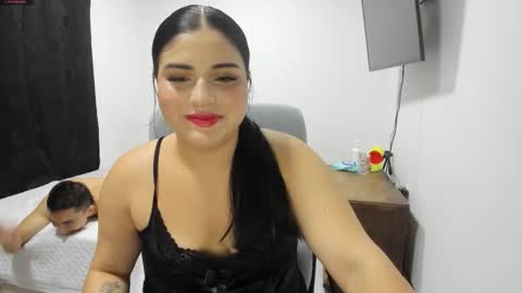 pareja_curiosa19 online show from February 13, 1:23 am