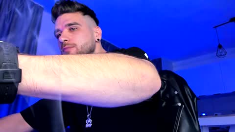 Paris online show from December 6, 5:33 pm