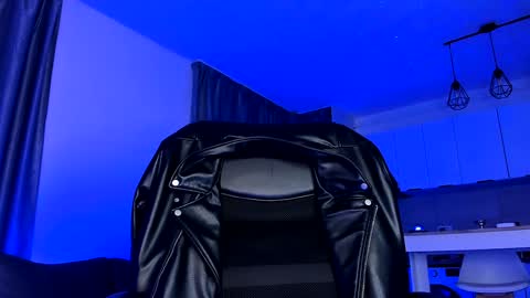 Paris online show from December 6, 11:47 pm