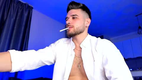 Paris online show from February 3, 9:50 pm