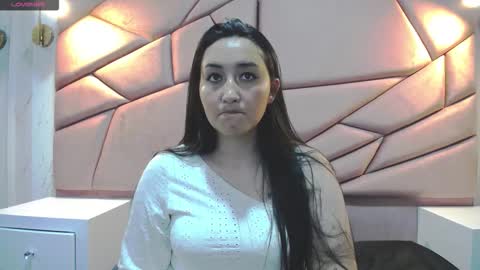 kitty online show from November 26, 8:15 am