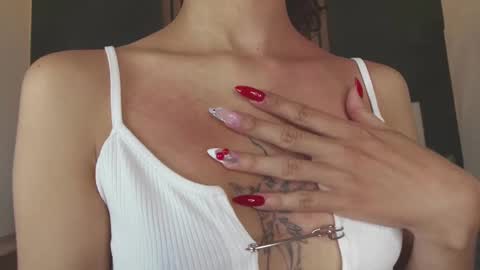 PARIS online show from February 21, 7:43 pm