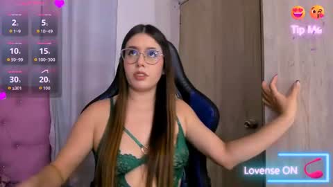 Paris online show from July 1, 5:56 pm