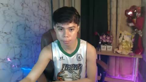 HENRY online show from March 1, 4:42 pm