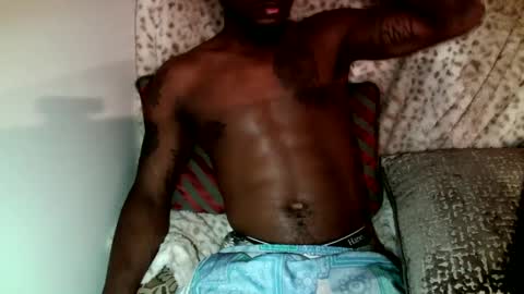 Snapshot of parlay0028 chatting on December 25, 4:01 am Parlay tellio online show from December 25, 4:01 am