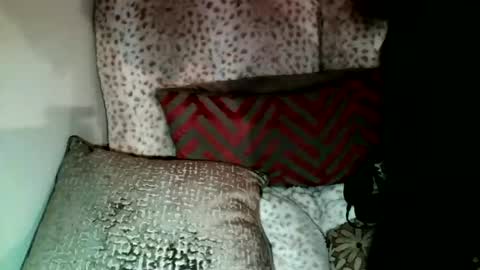 Snapshot of parlaytellio chatting on January 4, 10:55 pm Parlay Tellio online show from January 4, 10:55 pm