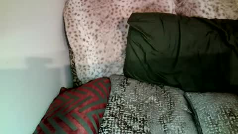 Snapshot of parlaytellio chatting on January 7, 12:34 am Parlay Tellio online show from January 7, 12:34 am