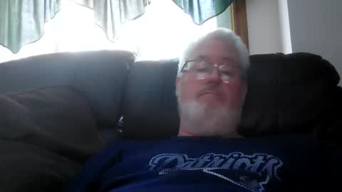 Snapshot of part86 chatting on January 12, 2:19 pm part86 online show from January 12, 2:19 pm