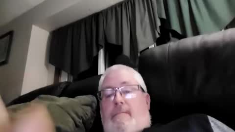 Snapshot of part86 chatting on February 23, 1:24 am part86 online show from February 23, 1:24 am