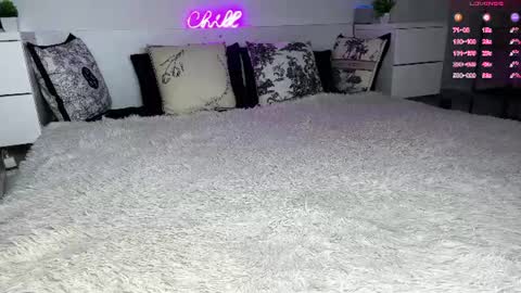 Stacy online show from July 25, 5:43 pm