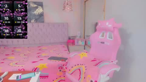 party_fre_girl online show from October 11, 6:28 pm