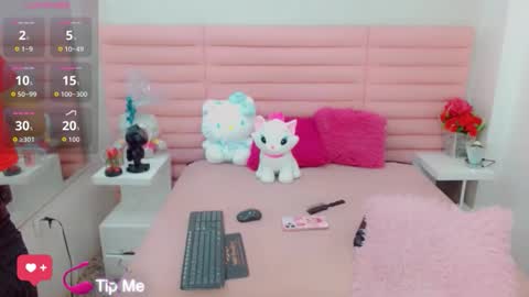 Snapshot of party_fre_girl chatting on June 8, 5:08 am party_fre_girl online show from June 8, 5:08 am