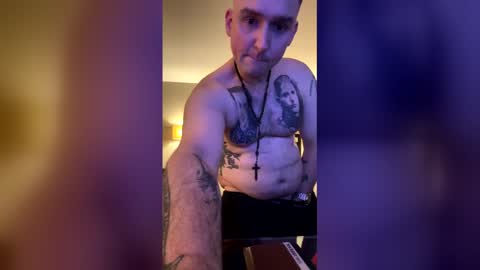 Snapshot of partymanusa38 chatting on December 20, 6:42 am partymanusa38 online show from December 20, 6:42 am