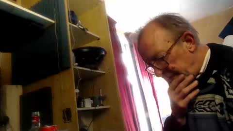 pascal88881 online show from December 6, 12:05 pm