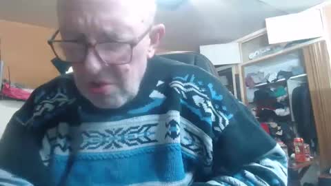 pascal88881 online show from December 30, 6:05 pm